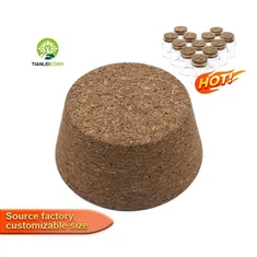 Kynttiläpurkki korkilla